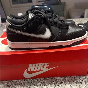 Nike Dunk Dual-Tone